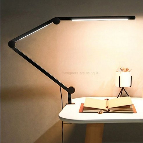 눈 건강과 공간 활용을 동시에! 프리즘 LED 스탠드로 집중력 UP!