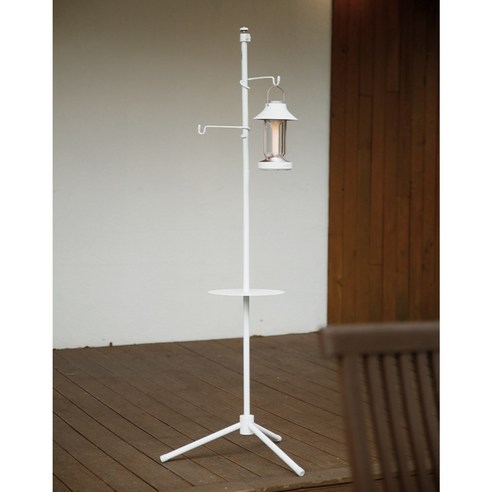 야외 모험을 위한 밝고 다목적이며 내구성 있는 조명