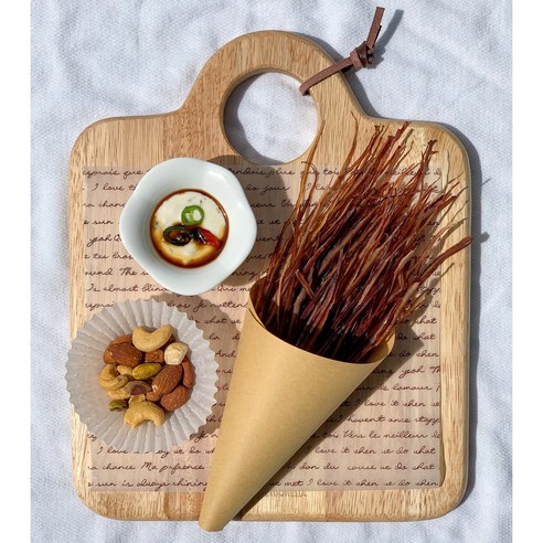 싱싱하고 바삭한 어쩌다마켓의 맥주안주 오징어소면과 오징어귀채