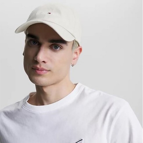 타미힐피거 스포츠 볼캡: 스톤 아이보리, 일상에 스며드는 세련된 편안함 타미힐피거모자