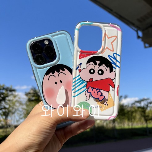 와이와이 아이폰 짱구 맹구 핸드폰 케이스 SJ033은 실리콘/젤리 소재로 제작된 아이폰 14 기종에 사용되는 케이스입니다.