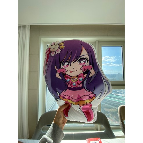 극세사 소재와 호시노 아이 디자인으로 힐링을 선사하는 애착인형쿠션