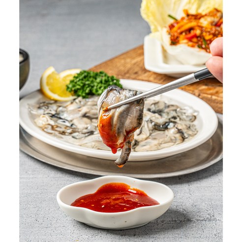 산지직송 최상급 여수 생굴(깐굴 알굴)1kg 횟감 김장용 굴전 굴무침 굴국밥, 1개