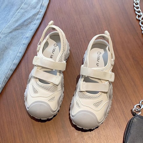 여름 발 고민 해결! Govbom 스니커즈 샌들로 쾌적하고 스타일리시하게!