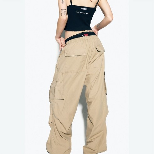 에즈이프캘리 PARACHUTE CARGO PANTS BEIGE