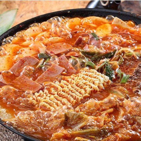 40년 전통 한양의 맛있는 부대찌개, 집에서 간편하게 즐기세요!