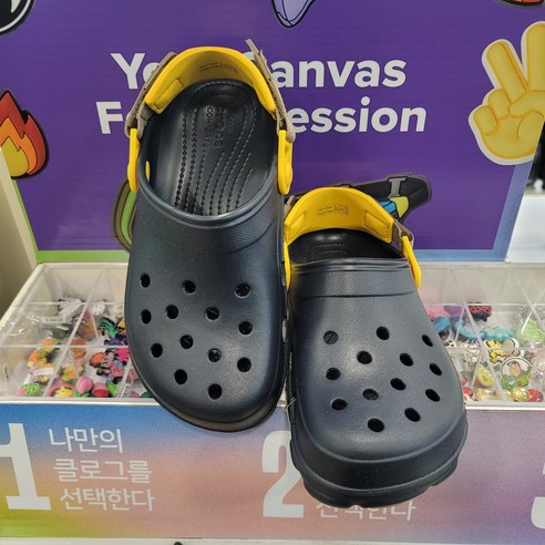 크록스 [2001아울렛중계점] 가볍고 끈 조절이 가능하며 밀착럭이 좋은 클래식 올터레인 클로그 ~