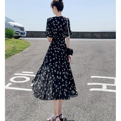 우아함과 편안함의 완벽한 조화: POMTOR 쉬폰 잔꽃 여름 원피스