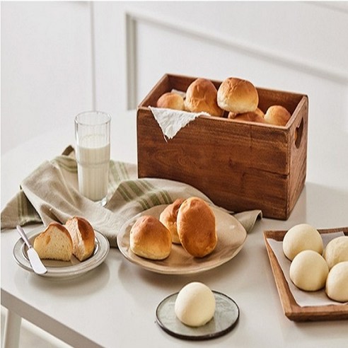 갓 구운 빵의 행복, 신세계 모닝빵 & 크로아상 생지 듀오로 시작하세요!