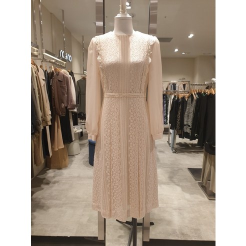 온앤온 레이스펀칭 미디원피스