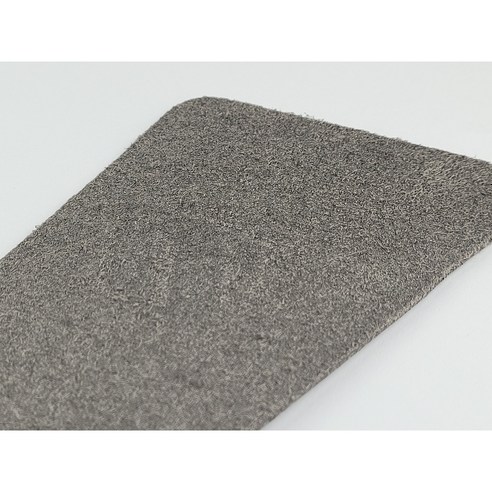 손 안에서 느껴지는 완벽한 컨트롤, 펄스 카본 그립