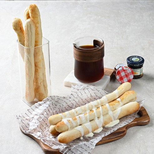 플레인 브레드 스틱 빵 360g – 세련된 맛의 조화 빵