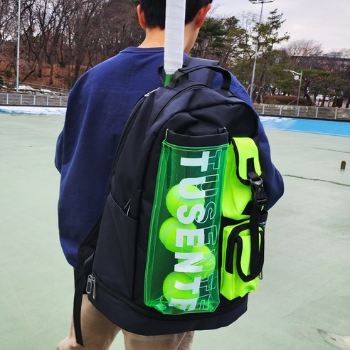 편안하고 내구성 있는 딴지트 테니스백팩 배드민턴 라켓가방으로 스포츠 장비를 스타일리시하게 운반하세요.