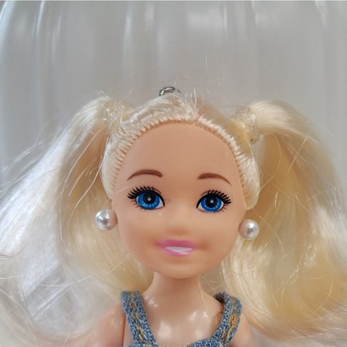 나만의 개성을 담아 가방을 특별하게, 바비 첼시 인형 키링!