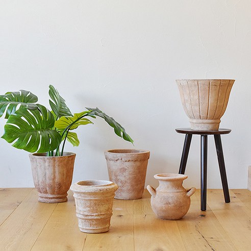 시간의 흔적을 담은 예술, 베트남 토분으로 완성하는 감성적인 공간 베트남토분