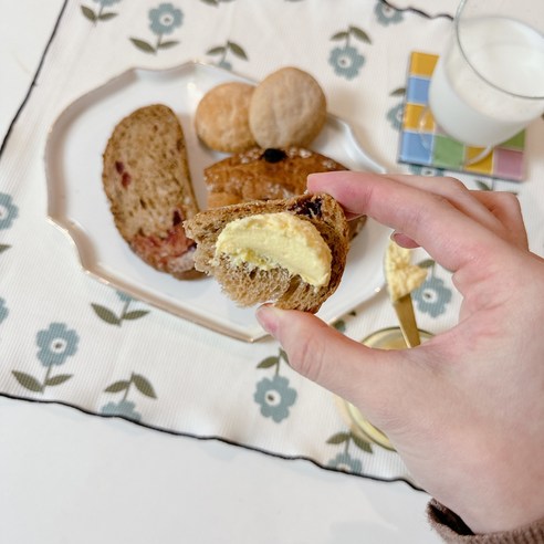 일상에 스며드는 달콤한 열대의 향기