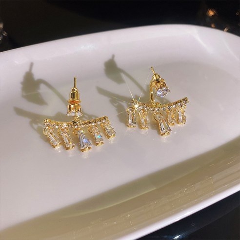 마이크로 상감 전체 다이아몬드 귀걸이 경량 럭셔리 디자인 고급 2021 새로운 스타일 귀걸이 틈새 차가운 스타일
