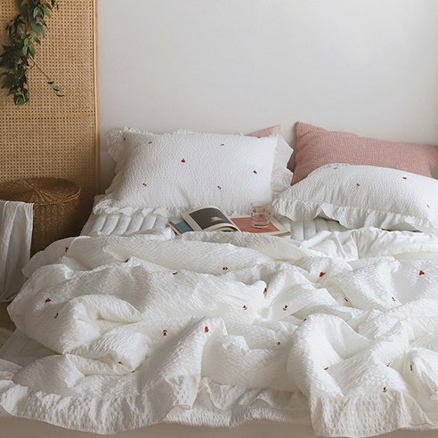 😥 밤마다 땀 때문에 잠 못 이루는 당신에게, 산뜻한 여름밤을 선물할 이불! 라튤립이불