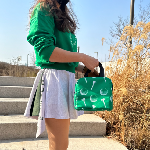 필드 위 스타일을 완성하는 골프홀린 티잉 그린 쿨러백