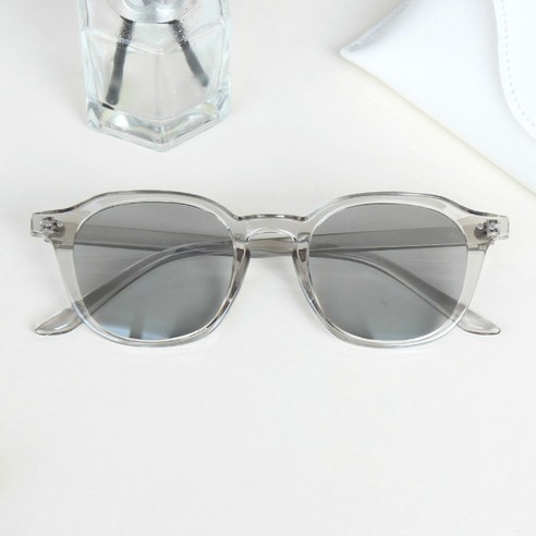 라피던트 July 선글라스: 스타일과 눈 건강을 책임지는 여름 필수템