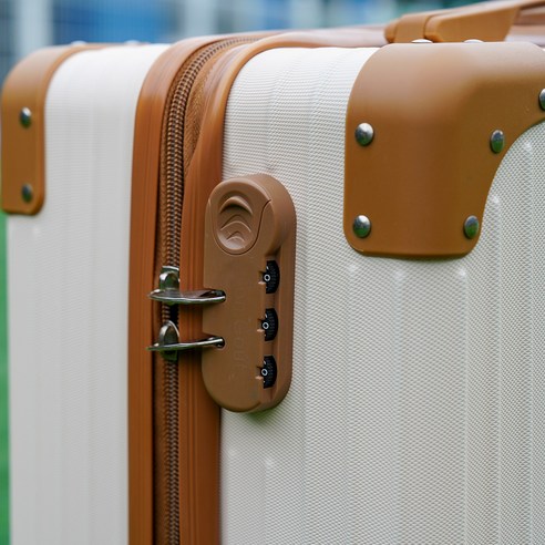 짐 싸는 스트레스 없이 떠나는 여행, 다퍼남 18인치 캐리어