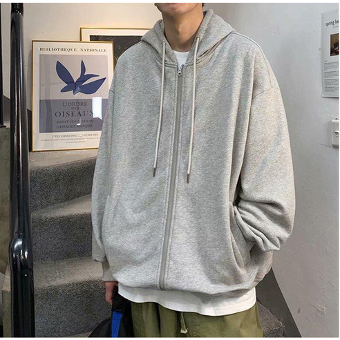 겨울철 편안함과 스타일을 완벽하게 조화시킨 앤시오 무지 오버핏 기모 후드 집업