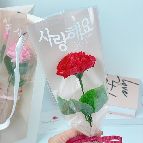심플하지만 고급스럽고 예쁜 한송이 꽃다발