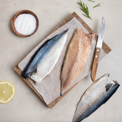 맛있고 영양가 풍부한 순살 안동 간고등어 자반으로 건강하고 맛있는 식사를 즐기세요.