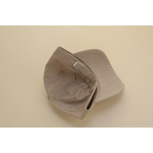 스타일과 실용성을 겸비한 완벽한 아동용 볼캡