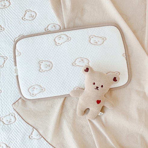 듀라론 씬필로우 냉감 베개로 아기에게 시원한 여름 꿀잠을 선물하세요!