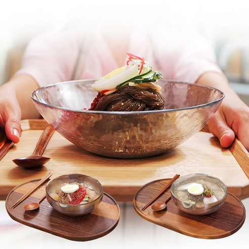 속초의 맛 그대로, 명태회무침과 교동설악냉면