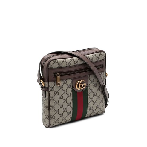 "가방 뭐 들지?" 남자의 스타일 고민, 구찌 오피디아 크로스백 하나로 끝! 구찌남성크로스백