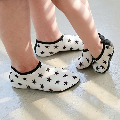 온 가족 행복 물놀이, [맘 아빠] 아쿠아덧신과 함께!