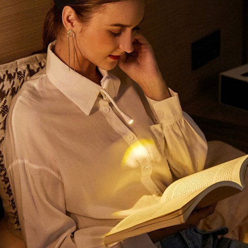 어둠을 밝히는 지혜, 일리마 북라이트 V2로 풍요로운 독서 시간을!