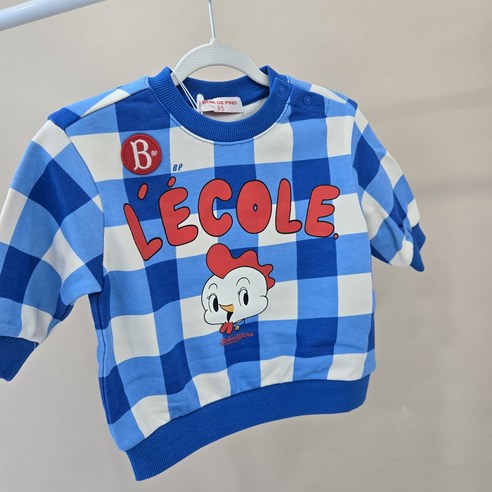 아기의 사랑스러움을 더하는 베베드피노 레꼴 베이비 체크 맨투맨