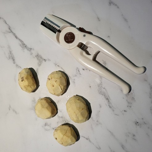 안전하고 편리한 르산데 만능 밤까는기계로 밤과 다양한 식재료를 간편하고 효율적으로 즐기세요!