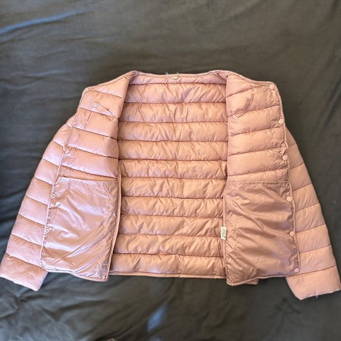 세련되고 따뜻한 이큐메이드 여성용 슬림핏 경량패딩 자켓