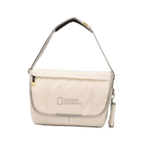 아이의 개성과 실용성을 모두 담은 프리미엄 키즈 메신저백