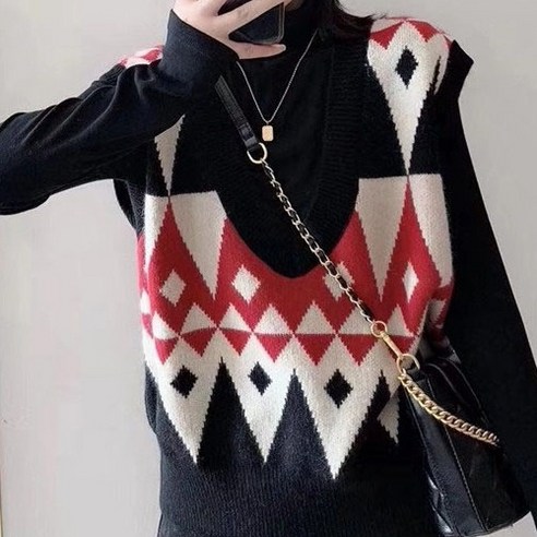 로미홀리 - 가을 겨울 여성 루즈핏 브이넥 패턴 니트조끼
