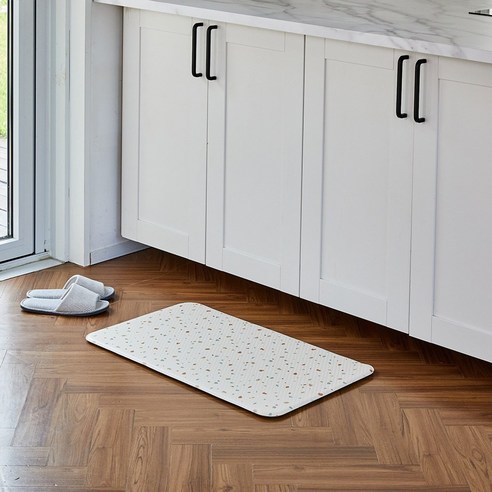 눅눅함과 미끄러움, 이제 안녕! 주방을 산뜻하게 바꿔줄 마법 매트 모던하우스pvc매트s