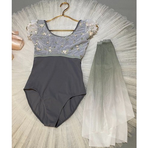 우아한 아름다움과 완벽한 퍼포먼스를 위한 델라로 스타일 발레 레오타드