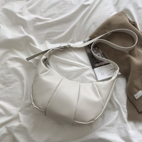 여성 미니 디자인 가방 2020 뉴 트렌드 레드 빈티지 겨드랑이 가방 뉴 월백 프리미엄 크로스백