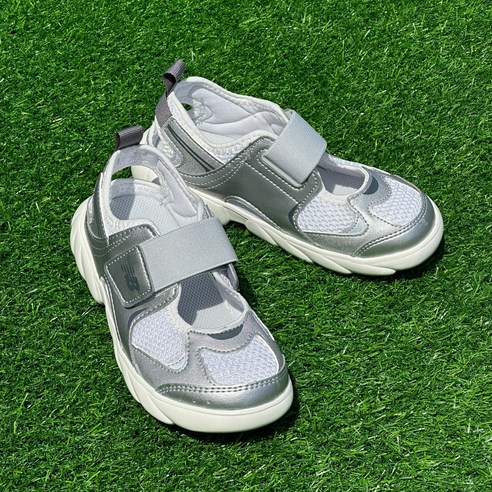 우리 아이 발 건강 지킴이, 뉴발란스 키즈 프리들 샌들