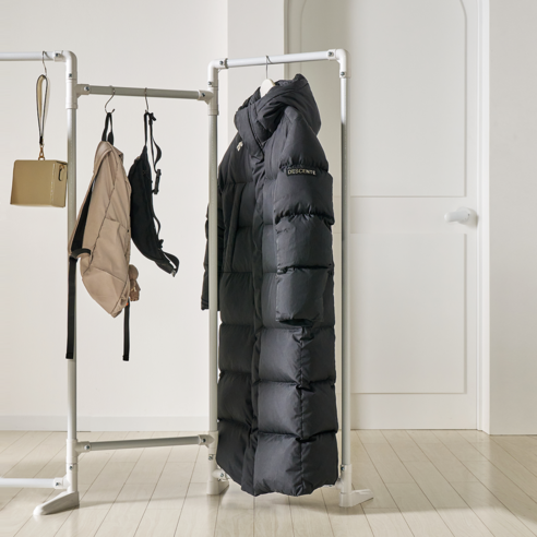 공간 효율을 극대화하는 마법, 국내생산 접이식 틈새 스탠드 행거