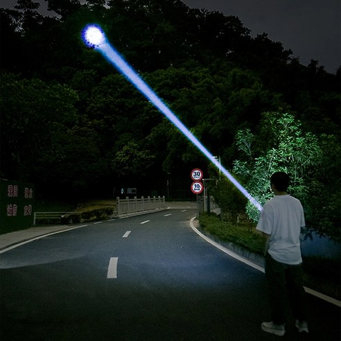 어둠을 밝히는 궁극의 빛, APEXSO 손전등 XHP70.2 LED 후레쉬!