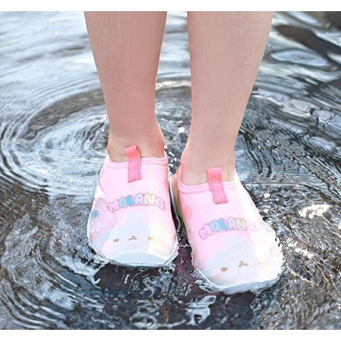 아동 여아의 안전하고 즐거운 여름 놀이를 위한 몰랑 아쿠아슈즈