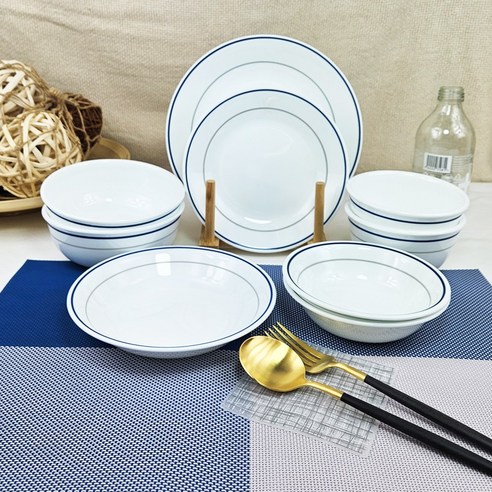 섬세한 푸른빛으로 식탁을 물들이는 ****** 더블링 블루 2인 9P 그릇 세트