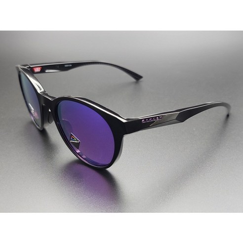 스타일과 눈 건강을 동시에, 오클리 스핀드리프트 선글라스