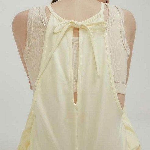 숨겨왔던 나를 깨우는 황금빛 터치! 가을을 위한 스타일리시 점프수트