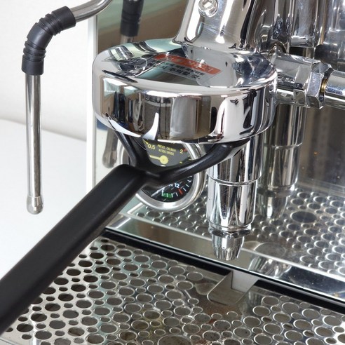 커피머신 그룹헤드를 깨끗하고 위생적으로 유지하기 위한 필수품